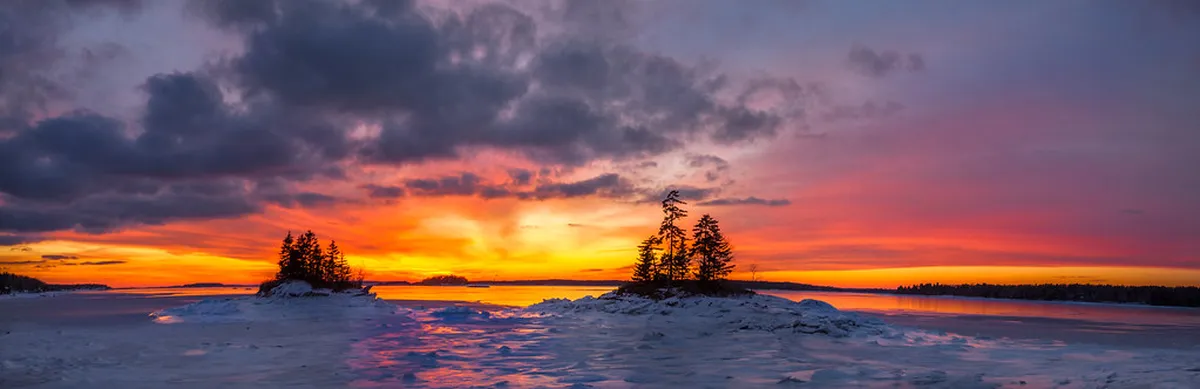 Capture Winter Sunset at Itsukushima Shrine
