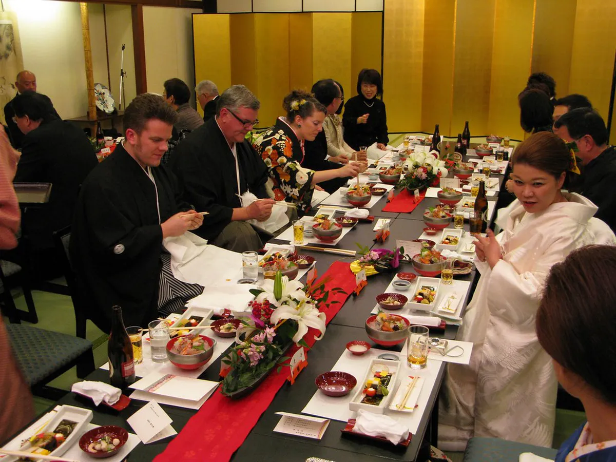 Hiroshima Winter Food Guide 2026: Top Seasonal Dishes