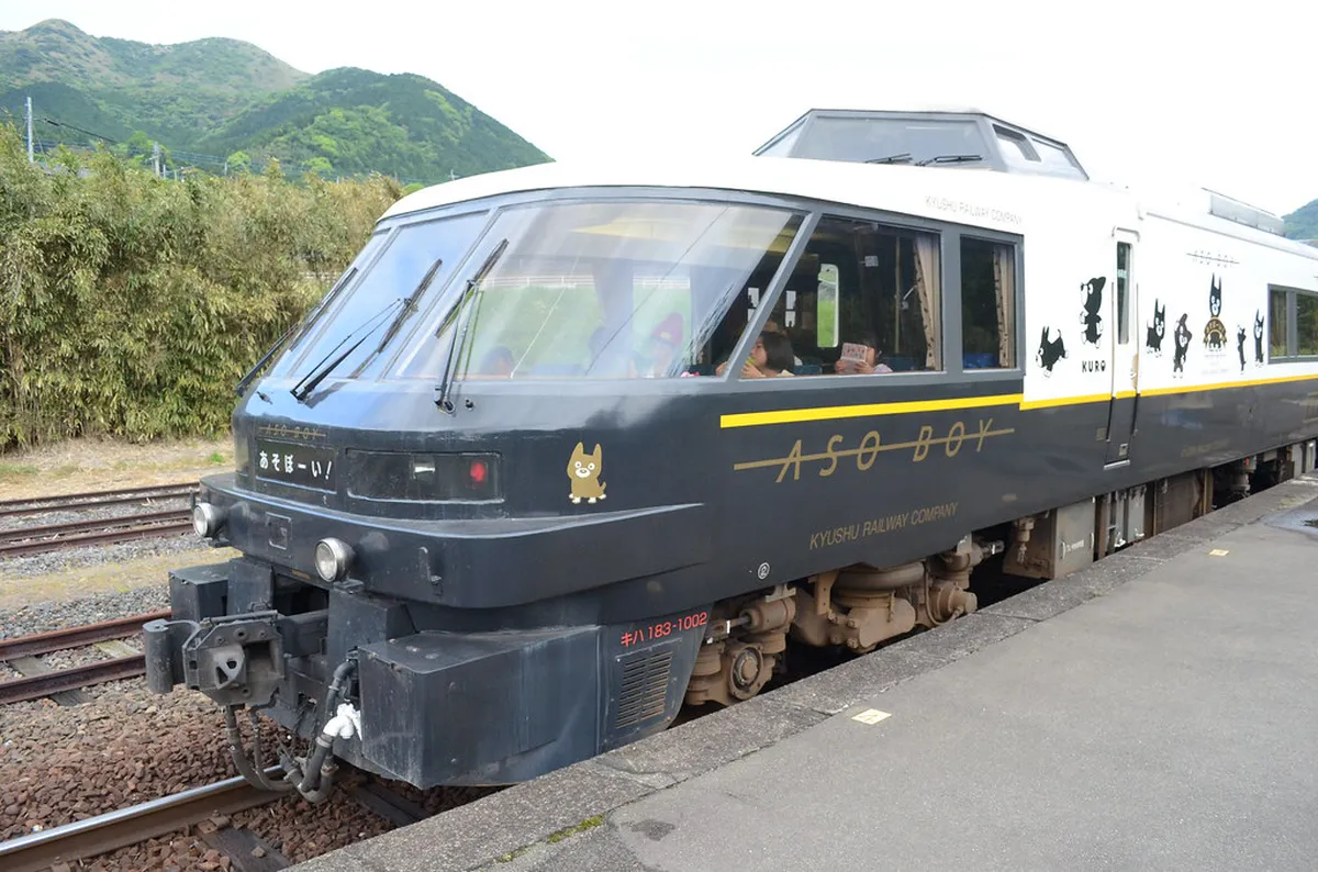 Aso Boy Train Winter Schedule and Booking Guide