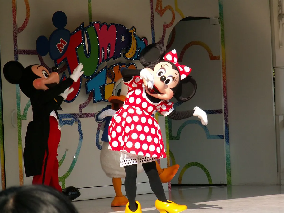 Tokyo Disney Resort Winter Schedule 2026 Guide