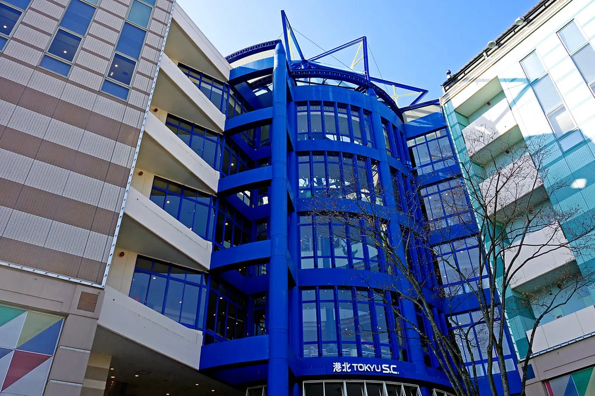 Winter Shopping at Yokohama Red Brick Warehouse Shops