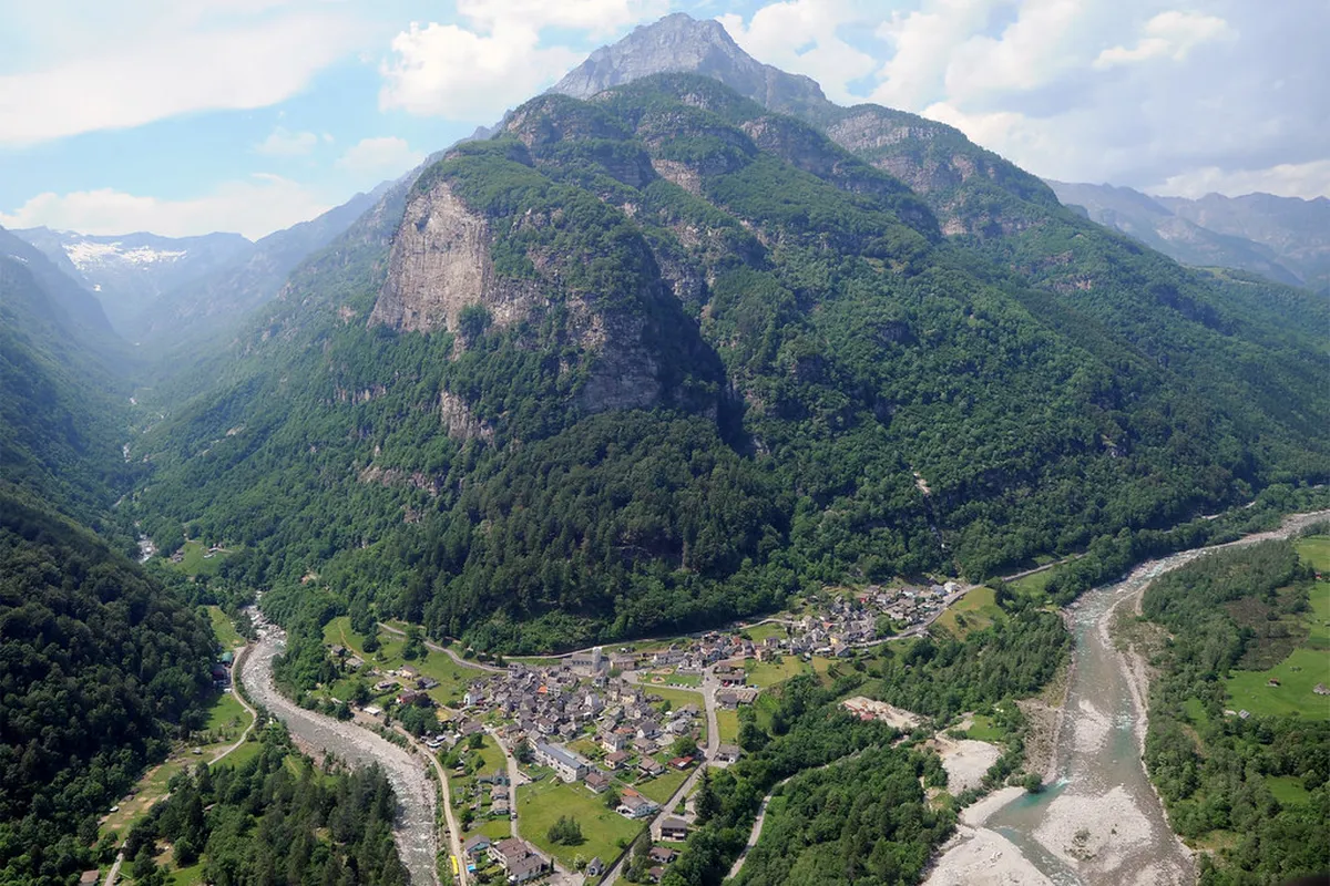 Verzasca Valley Winter Sights and Photography Spots