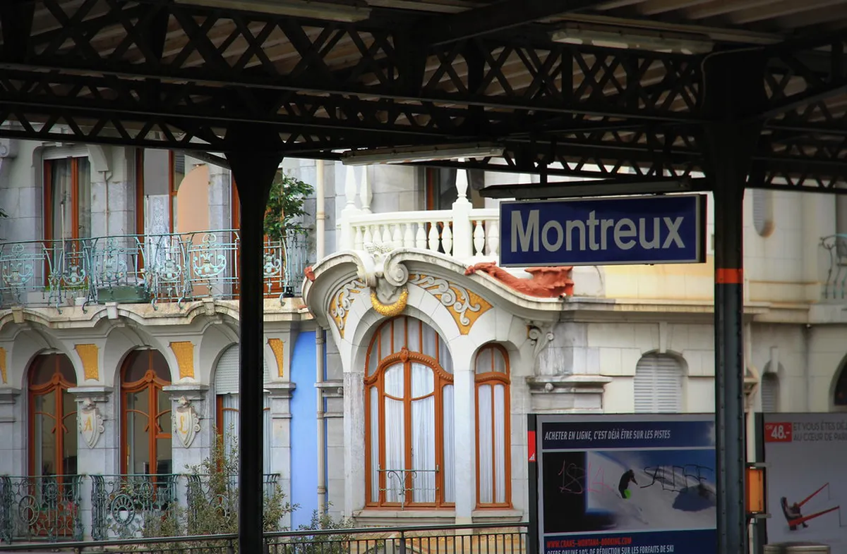 Montreux Train Station Facilities for Winter Travelers