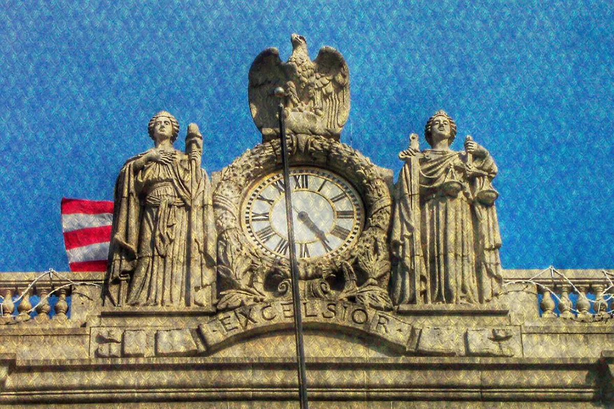 Historical Walking Tours of Vevey in Winter Guide