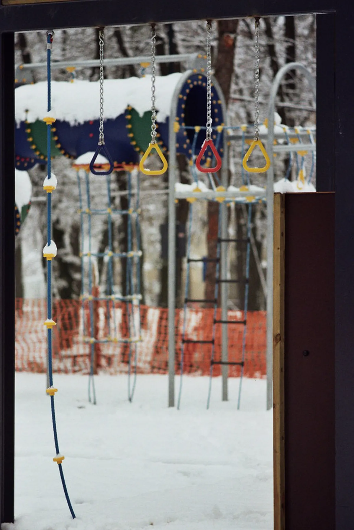 Safe Winter Playgrounds for Children in Vevey